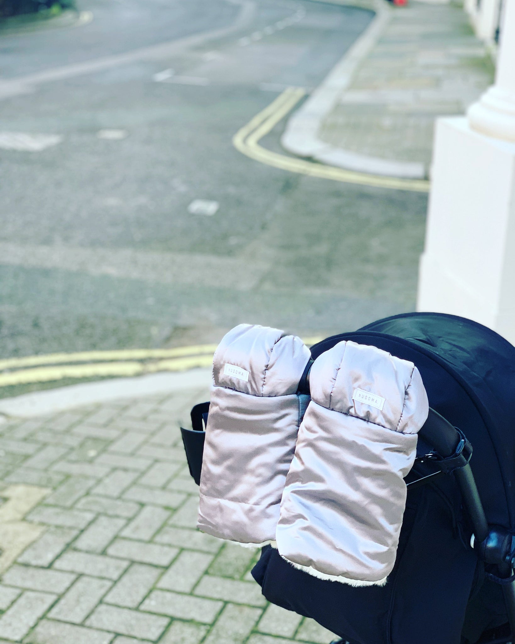 pram gloves bugaboo hUDOMA SoHo Silver Pram Gloves
