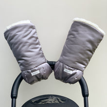 Load image into Gallery viewer, hUDOMA silver pram gloves, silver pram gloves with white fur, stroller silver pram gloves, buggy silver pram gloves
