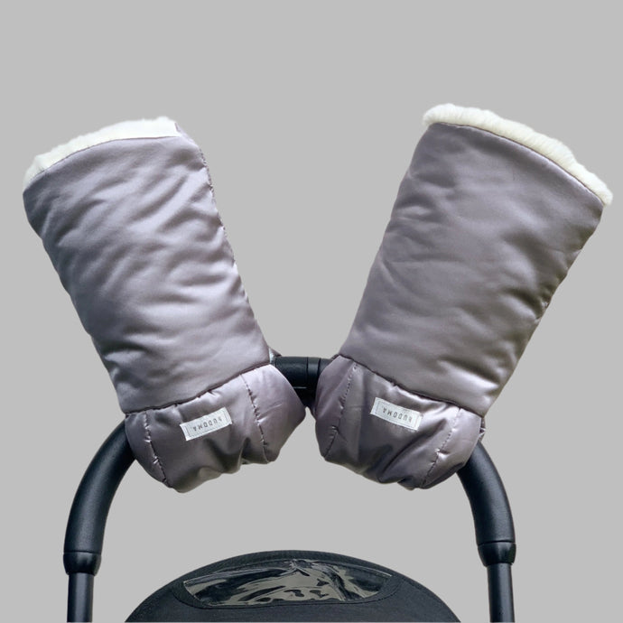 hUDOMA silver pram gloves, silver pram gloves with white fur, stroller silver pram gloves, buggy silver pram gloves