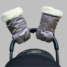 Load image into Gallery viewer, hUDOMA silver pram gloves, silver pram gloves with white fur rolled down, stroller silver pram gloves, buggy silver pram gloves
